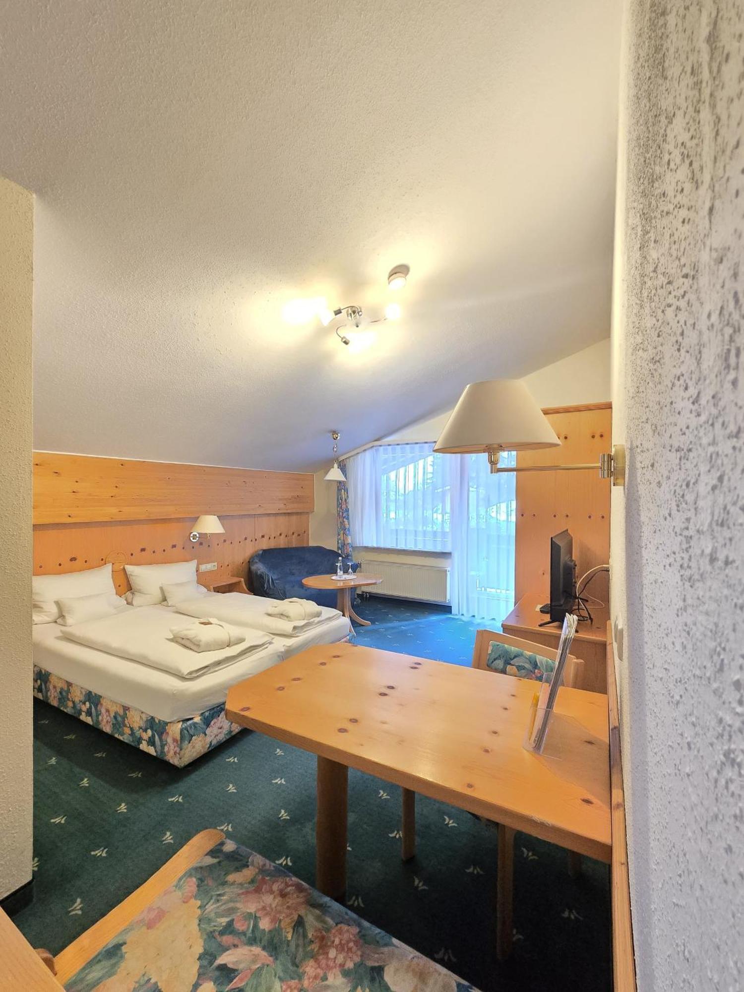 Holzschuhs Schwarzwaldhotel Baiersbronn Zewnętrze zdjęcie
